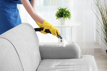 Schedule an appt for Overlake upholstery cleaning in WA near 98052